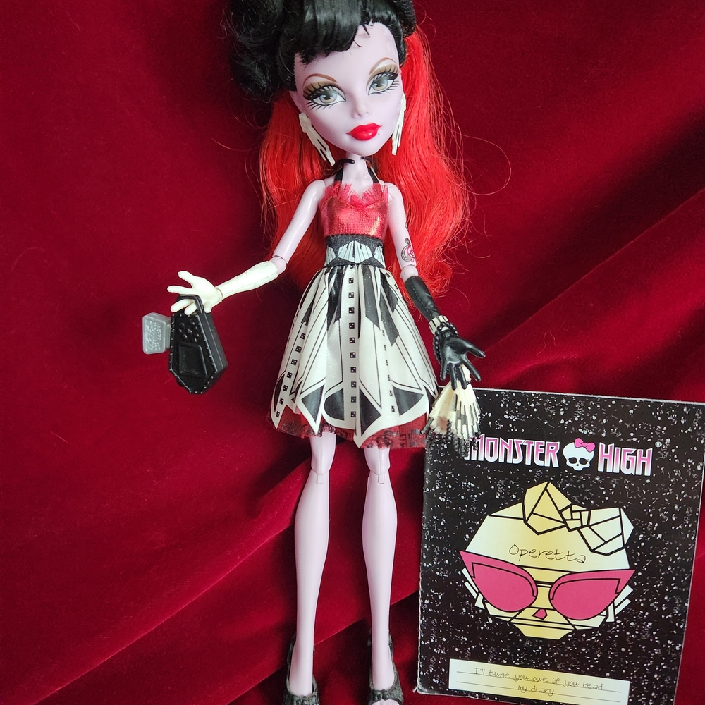 Monster High Operetta Scaris Doll (2013) Out Of Box